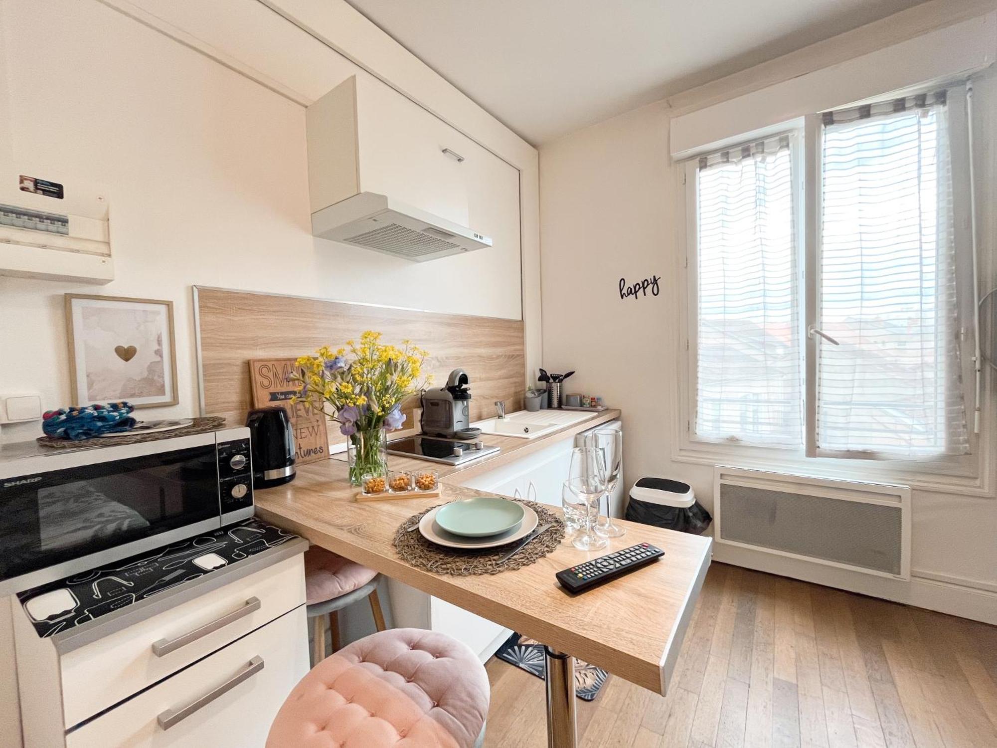 Ferienwohnung Balade A Montluçon Exterior foto